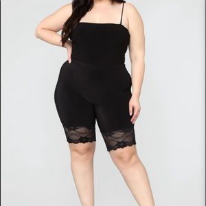 Everly Lace Hem Biker Shorts